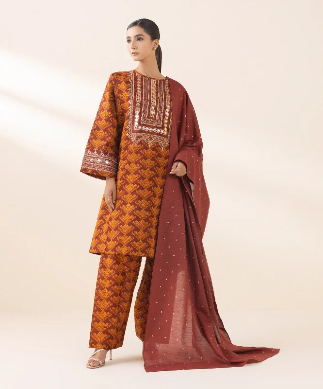 3 Piece - Embroidered Light Khaddar Suit