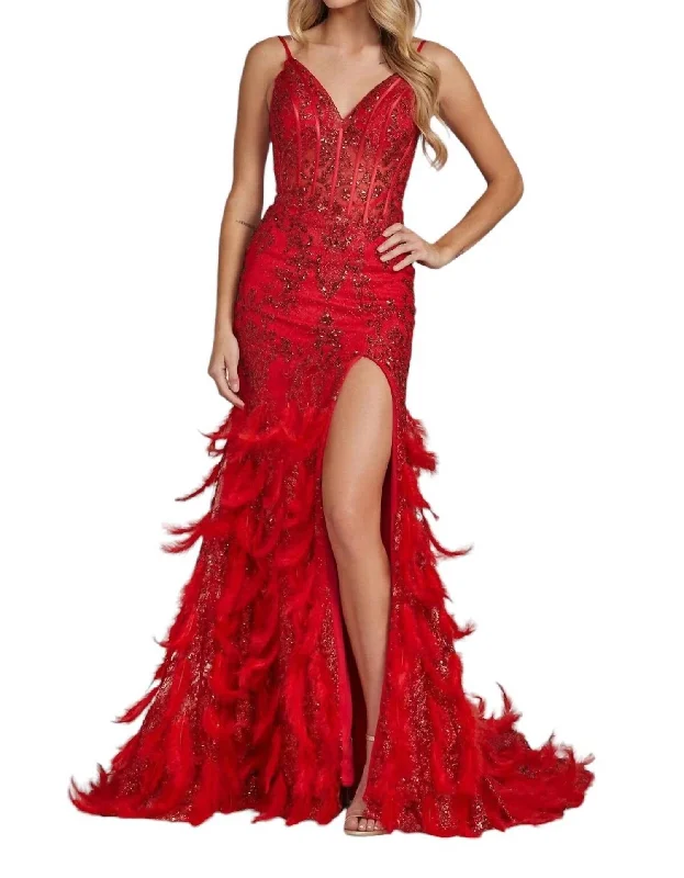 Fitted Glitter Print Feather Gown In Red