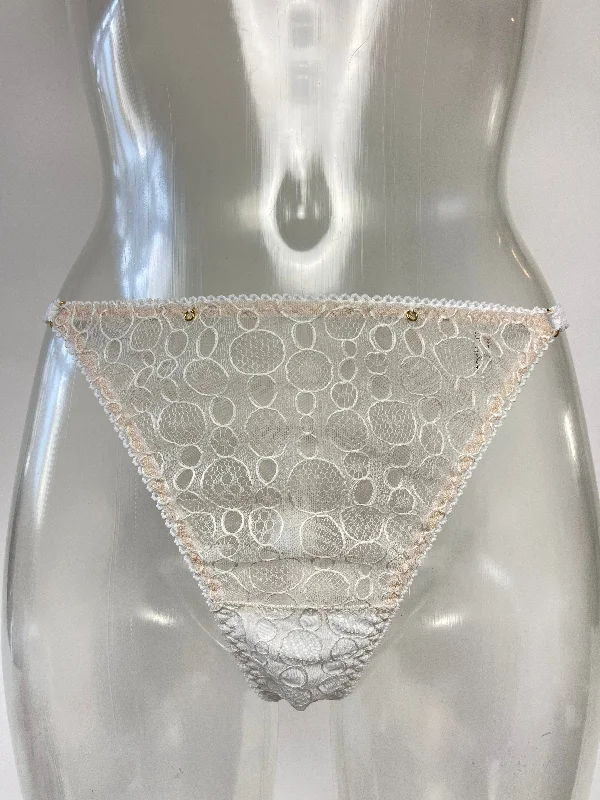 BEYOND SUSTAINABLE IVORY G-STRING SS6164